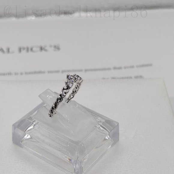 Pandora Silver Ring with Clear Stones - Picture 6 of 8
